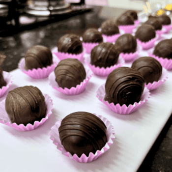  Curso Docinhos , Bombons e Trufas  14/09/24 9h às  12h30